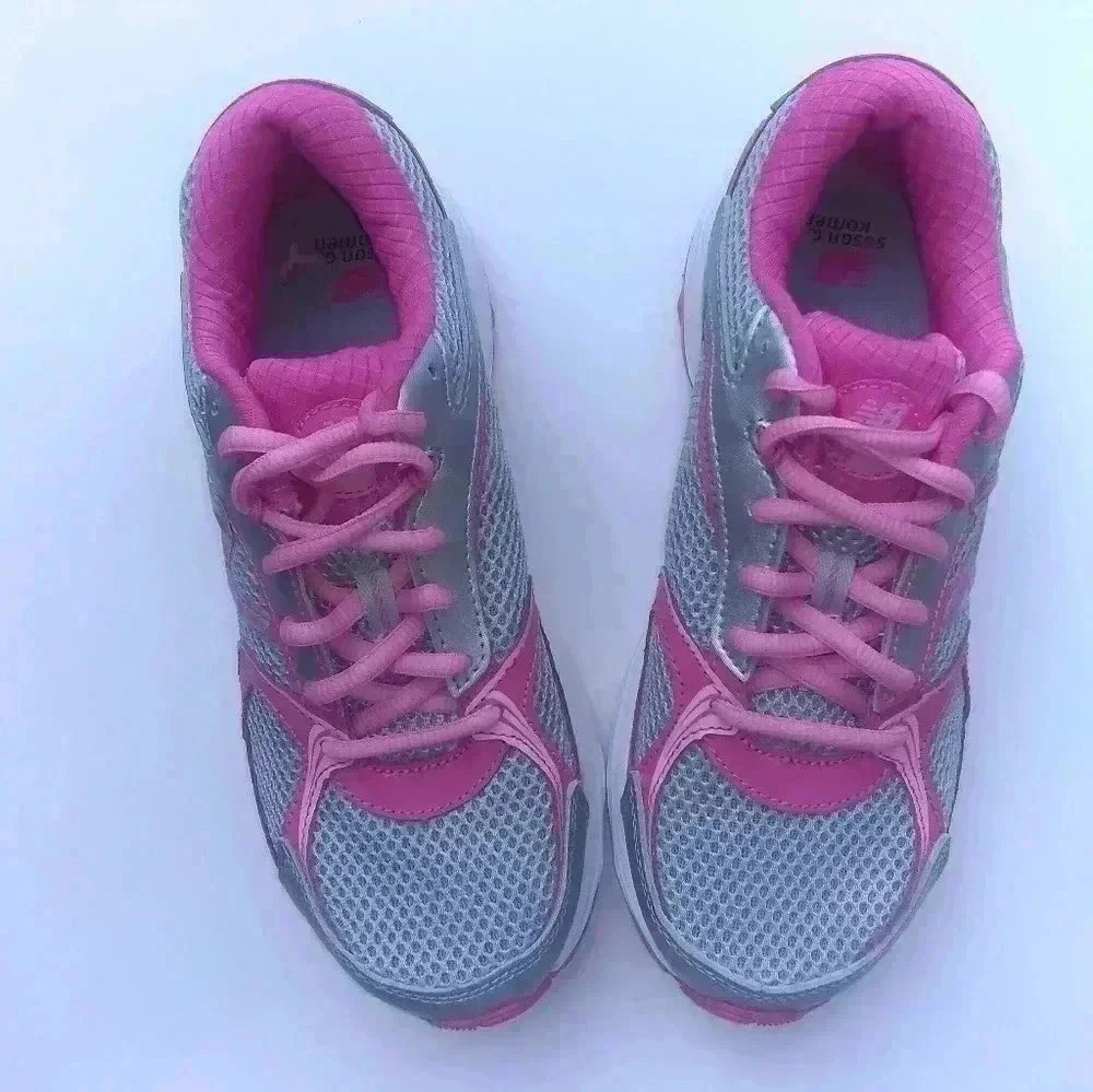 NEW BALANCE SUSAN G KOMEN Women's RUNNING SHOES